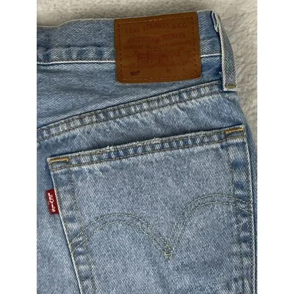 Levi's Womens 501 Jeans‎ Button Fly Distressed Light Wash Size 26x26 - Picture 12 of 15